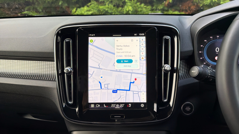 Volvo XC40 2.0 B3P Plus Dark 5dr Auto Petrol Estate